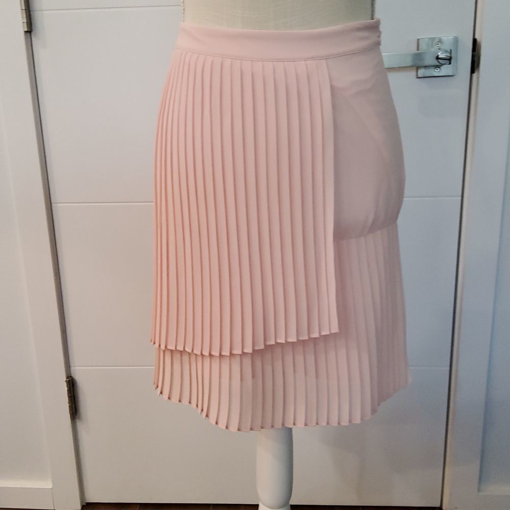 Vince Camuto Women's Layered Pleated Skirt Size 10
